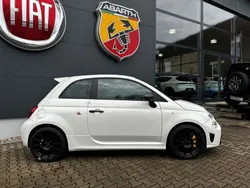Weiß Gebraucht 2023 Abarth 695 Kleinwagen | 29.990 € (Fairer Preis)