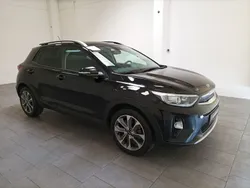 Schwarz Gebraucht 2021 Kia Stonic Vision SUV | 15.970 € (Fairer Preis)