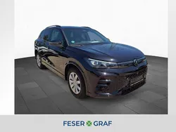 Deep black perleffekt Gebraucht 2024 VW Tiguan R-line SUV | 41.440 € (Fairer Preis)