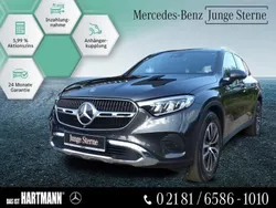 Grau Gebraucht 2024 Mercedes GLC200 Avantgarde SUV | 50.980 € (Superpreis)