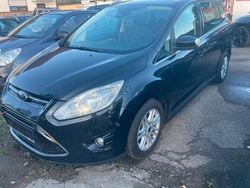 Schwarz Gebraucht 2013 Ford Grand C-Max Van / Kleinbus | 5.950 € (Etwas zu teuer)