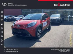 Rot Neu 2025 Toyota Aygo Kleinwagen | 19.880 €