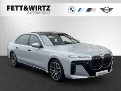 Brooklyn grau Gebraucht 2024 BMW 740 M Sport Limousine | 86.400 € (Superpreis)