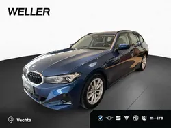 Phytonicblau (blau) Gebraucht 2024 BMW 318 Shadowline Kombi | 31.990 € (Guter Preis)