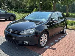 Schwarz Gebraucht 2010 VW Golf VI Limousine | 5.800 € (Etwas zu teuer)