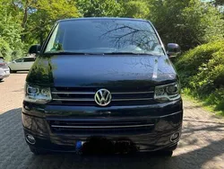 Schwarz Gebraucht 2014 VW T5 Van | 20.590 € (Teuer)