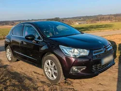 Violet Gebraucht 2014 Citroën DS4 Sport Chic Kleinwagen | 5.800 €