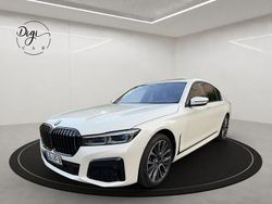 Frozen arctic grey Gebraucht 2019 BMW 750 Sport Line Limousine | 64.990 €