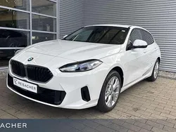 Alpinweiß uni Gebraucht 2025 BMW 118 Basis Kleinwagen | 32.490 € (Teuer)