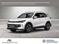 Weiß Gebraucht 2024 VW Tiguan Elegance SUV | 38.338 € (Superpreis)