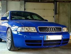 Blau Gebraucht 2000 Audi S4 Limousine | 28.000 €