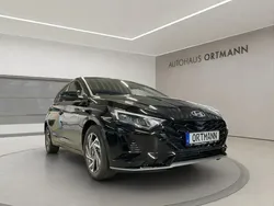 Phantom black / met Neu 2025 Hyundai i20 Turbo Limousine | 23.890 € (Fairer Preis)
