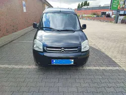Schwarz Gebraucht 2006 Citroën Berlingo Exclusive Van / Kleinbus | 3.800 € (Teuer)