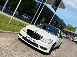 Schwarz Gebraucht 2005 Mercedes S500 Limousine | 14.900 €