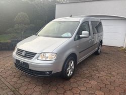 Silber Gebraucht 2010 VW Caddy Maxi Life Team Van / Kleinbus | 14.950 €