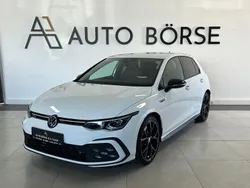 Pure white Gebraucht 2022 VW Golf VIII Style Limousine | 23.890 € (Guter Preis)