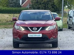 Rot Gebraucht 2017 Nissan Qashqai N-Connecta SUV | 11.799 € (Fairer Preis)