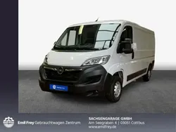 Weiß Gebraucht 2022 Opel Movano Edition Van | 21.944 € (Superpreis)