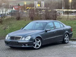 Grau Gebraucht 2005 Mercedes E350 Elegance Limousine | 4.800 € (Fairer Preis)