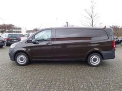 Erdbraun Gebraucht 2019 Mercedes Vito Van / Kleinbus | 20.400 € (Superpreis)