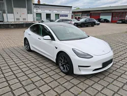 Weiß Gebraucht 2021 Tesla Model 3 Long Range Limousine | 25.970 € (Guter Preis)