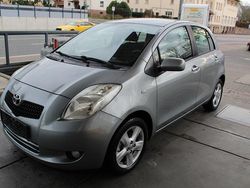 Grau Gebraucht 2007 Toyota Yaris Kleinwagen | 3.499 € (Fairer Preis)