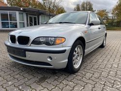 Silber Gebraucht 2004 BMW 318 Limousine | 1.490 € (Fairer Preis)