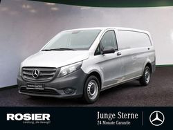 Silber / brillantsilber (metallic) Gebraucht 2023 Mercedes Vito Van / Kleinbus | 30.750 € (Fairer Preis)