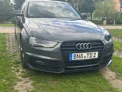 Grau Gebraucht 2015 Audi A4 Ambition Kombi | 12.980 € (Fairer Preis)