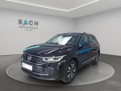 Deep black perleffekt Gebraucht 2024 VW Tiguan Move SUV | 35.950 € (Fairer Preis)