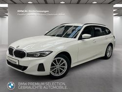 Weiß Gebraucht 2024 BMW 318 Limousine | 32.580 € (Guter Preis)