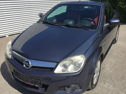 Blau Gebraucht 2007 Opel Tigra Design Edition Cabrio | 1.490 € (Guter Preis)