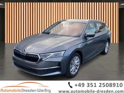 Graphitegrau metallic Gebraucht 2024 Skoda Octavia Selection Kombi | 28.980 € (Guter Preis)