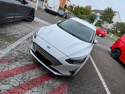 Weiß Gebraucht 2019 Ford Focus Kombi | 11.250 € (Fairer Preis)