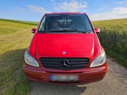 Rot Gebraucht 2005 Mercedes Viano Van / Kleinbus | 3.300 € (Fairer Preis)