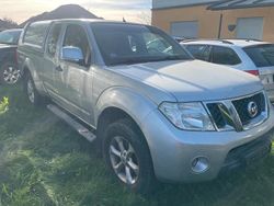 Silber Gebraucht 2014 Nissan Navara Abholung | 12.900 € (Fairer Preis)