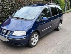 Blau Gebraucht 2010 VW Sharan Van / Kleinbus | 3.800 € (Superpreis)