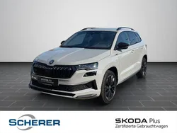 Grau Gebraucht 2022 Skoda Karoq SportLine SUV | 28.380 € (Fairer Preis)