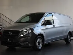 Brillantsilber Gebraucht 2021 Mercedes Vito Van / Kleinbus | 27.490 € (Guter Preis)