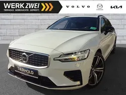 Ice white / solid Gebraucht 2020 Volvo V60 R-Design Kombi | 32.900 € (Etwas zu teuer)
