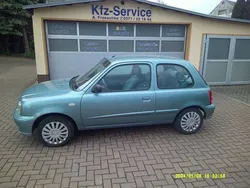 Grün Gebraucht 2002 Nissan Micra Basis Kleinwagen | 1.990 € (Fairer Preis)
