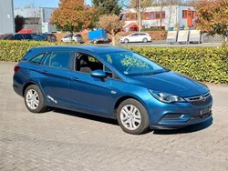 Blau Gebraucht 2016 Opel Astra Edition Kombi | 6.990 € (Fairer Preis)