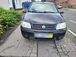 Schwarz Gebraucht 2005 Fiat Punto Kleinwagen | 1.300 € (Fairer Preis)
