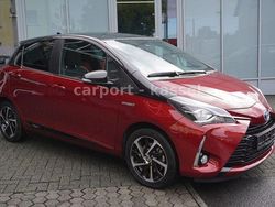 Rot Gebraucht 2019 Toyota Yaris Hybrid Style Limousine | 17.990 € (Fairer Preis)