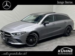 Grau Gebraucht 2022 Mercedes CLA200 Shooting Brake Progressive Kombi | 26.950 € (Fairer Preis)