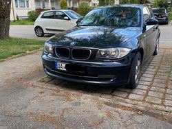Schwarz Gebraucht 2009 BMW 118 Kleinwagen | 2.700 € (Fairer Preis)