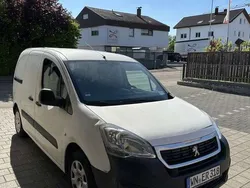 Gebraucht 2015 Peugeot Partner Comfort Van / Kleinbus | 5.490 € (Fairer Preis)