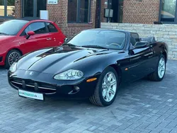 Schwarz Gebraucht 2000 Jaguar XK8 Cabrio | 11.997 €