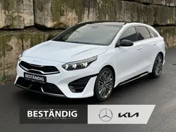 Weiß Gebraucht 2024 Kia ProCeed GT-Line Kleinwagen | 30.990 € (Fairer Preis)