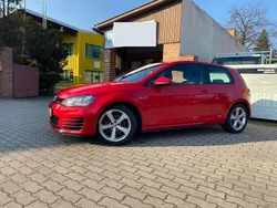 Tornadorot Gebraucht 2016 VW Golf VII GTI Limousine | 18.850 € (Fairer Preis)